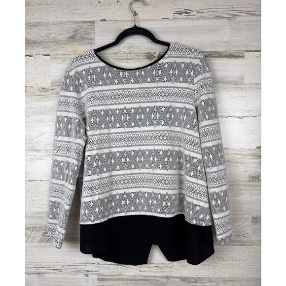 Pleione Women’s XL White Black Aztec Print Split Layer Zip Back Blouse - Picture 1 of 6